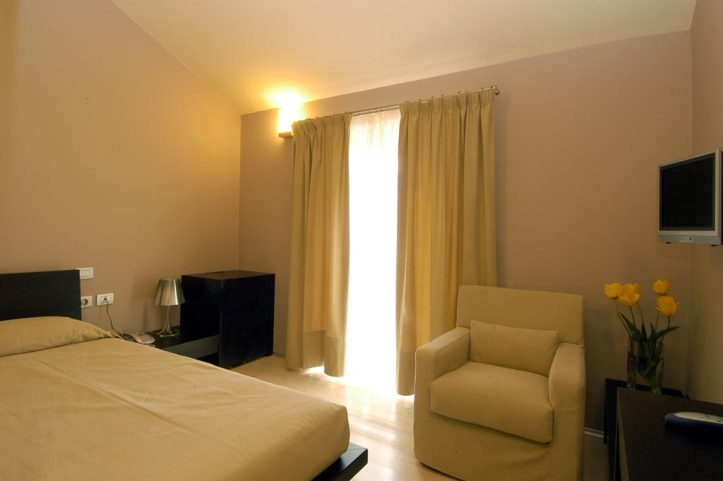 Albergo Grand Italia Quarona Pokoj fotografie